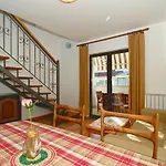 Vcemina Cr بوريتش