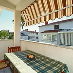 شقة Vcemina Cr بوريتش