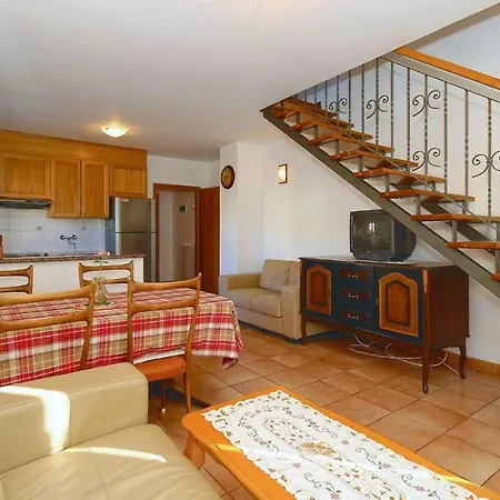 Apartment Vcemina Cr *