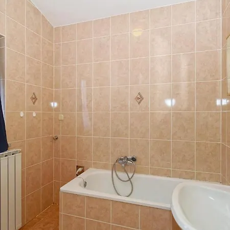 Awesome In With Kitchen * Porec