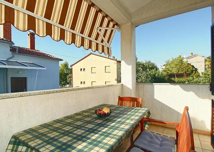 Vcemina Cr Apartman *